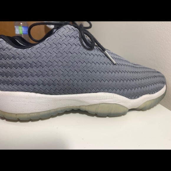 Jordan Futures 👟 - Picture 4 of 7